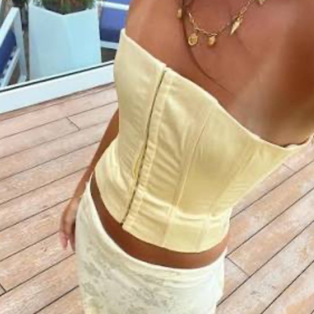 Guizio butter yellow gold corset